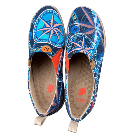 UIN Other - UIN Slip-On Canvas Shoes Men’s Size 8 Women’s 9.5 Compass Design Toledo Map Sole